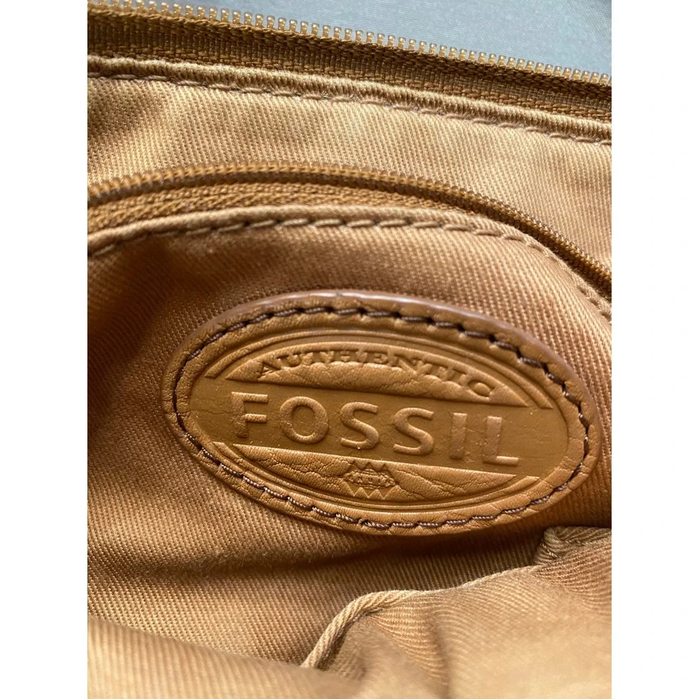 Fossil Brown Genuine Pebbled Leather Crossbody Bag Purse Zip Small‎ Everyday